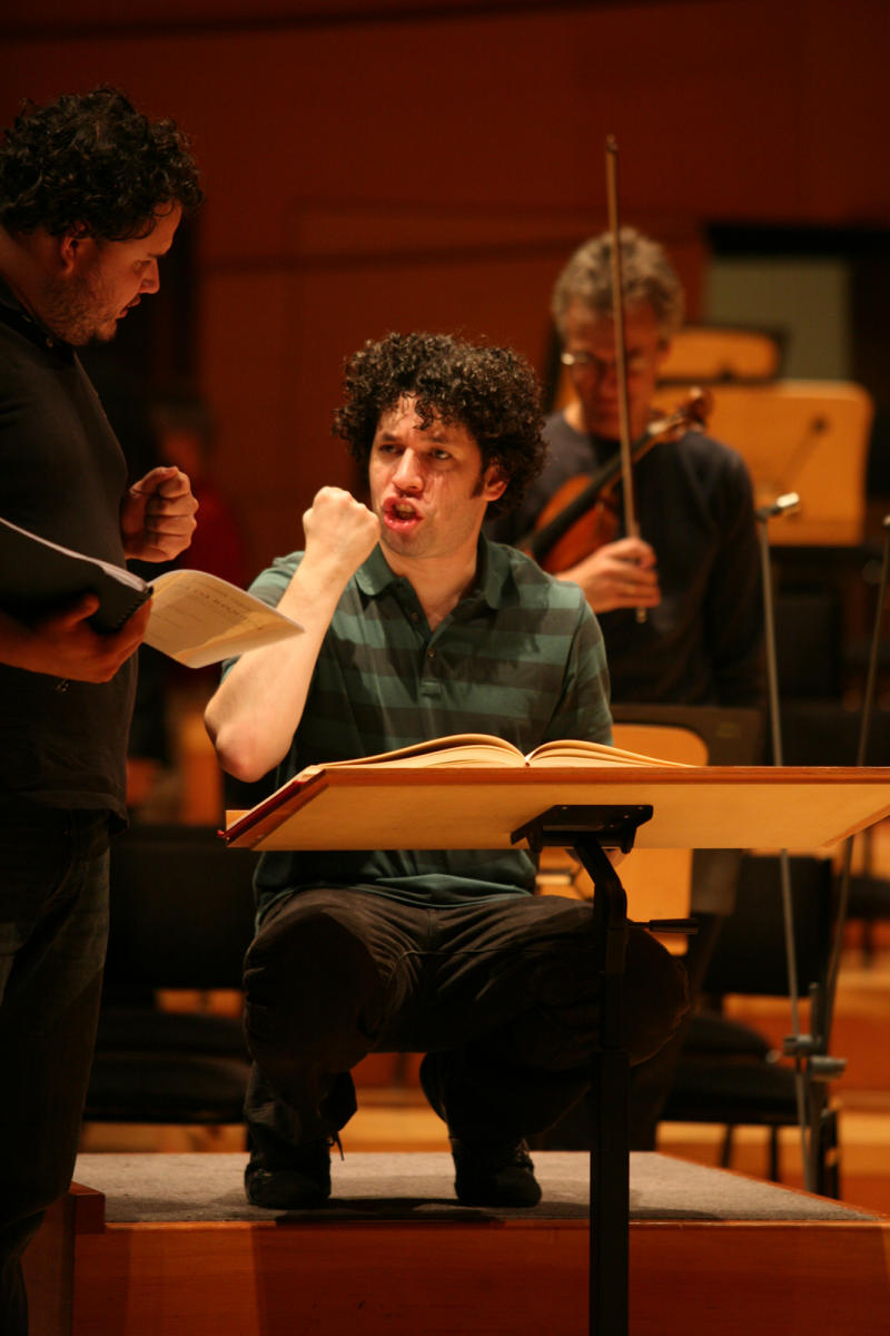 Gustavo Dudamel rehearses, 2008